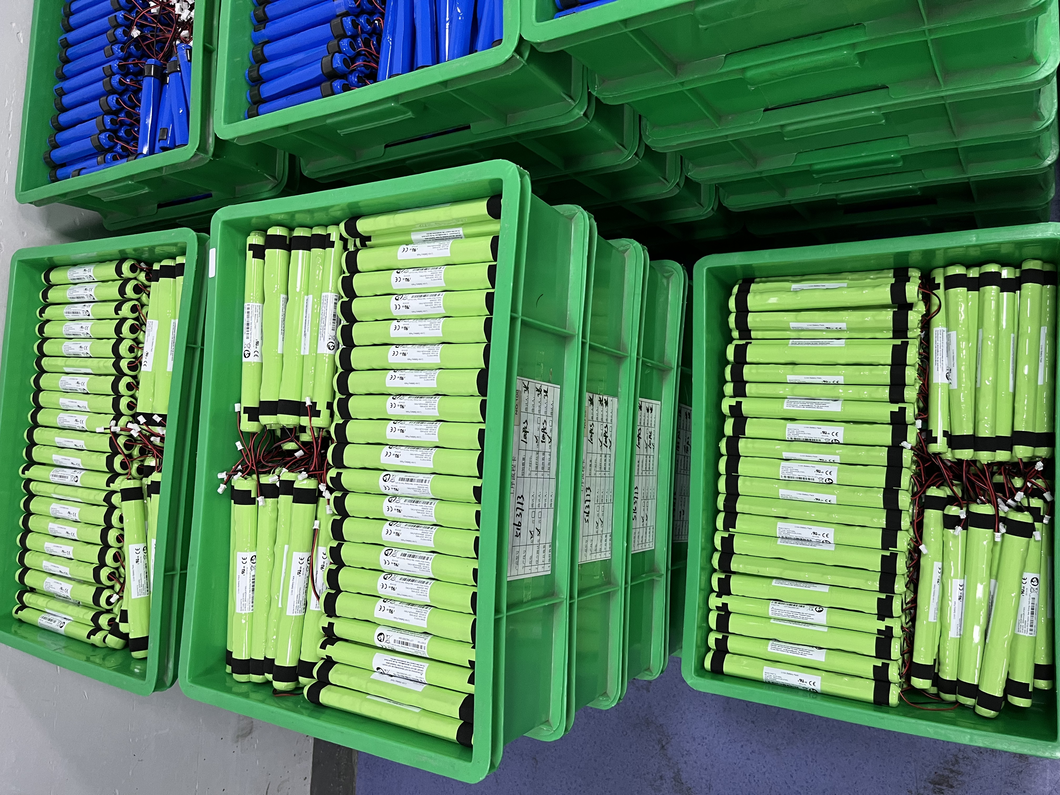 Small battery manufacture 1